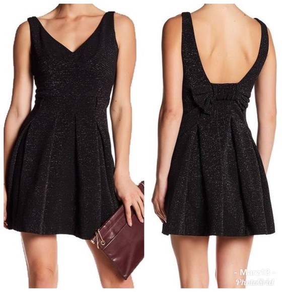 Betsey Johnson Dresses & Skirts - Betsey Johnson Dress With Bow-Back Size 6